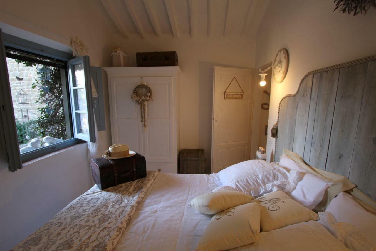 La Casina Di Manon Bed & Breakfast Vinci Exterior photo