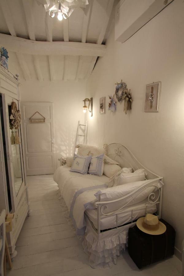 La Casina Di Manon Bed & Breakfast Vinci Exterior photo